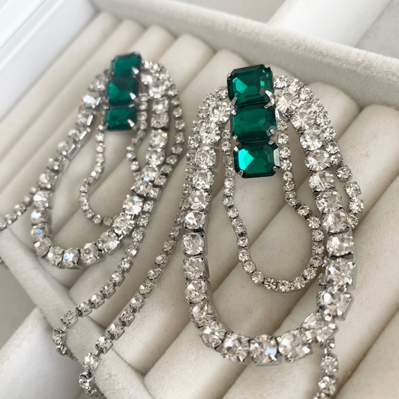 Emerald green party earrings brand new - Picture 4 of 5